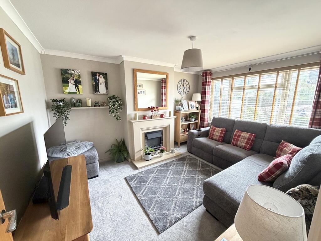 House in Honiton, Littletown - More