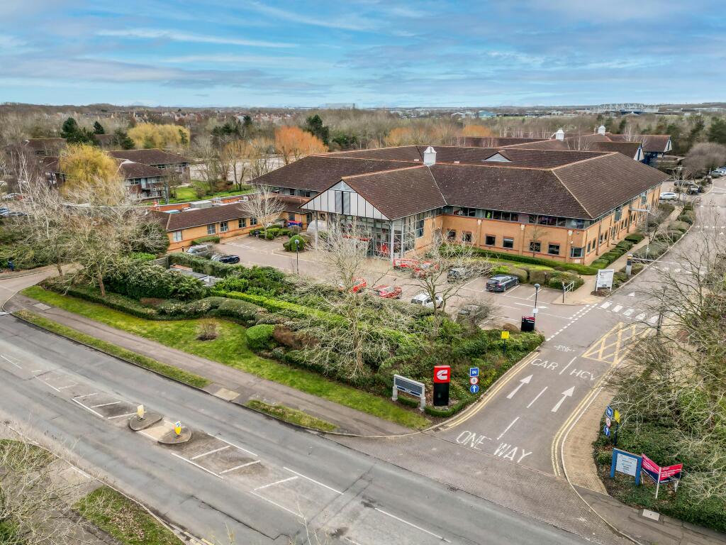 Fountain Court 001.jpg