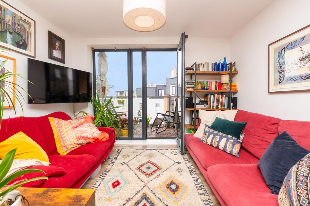 Apartment in Bristol, Carriageworks, St Paul's - View 2