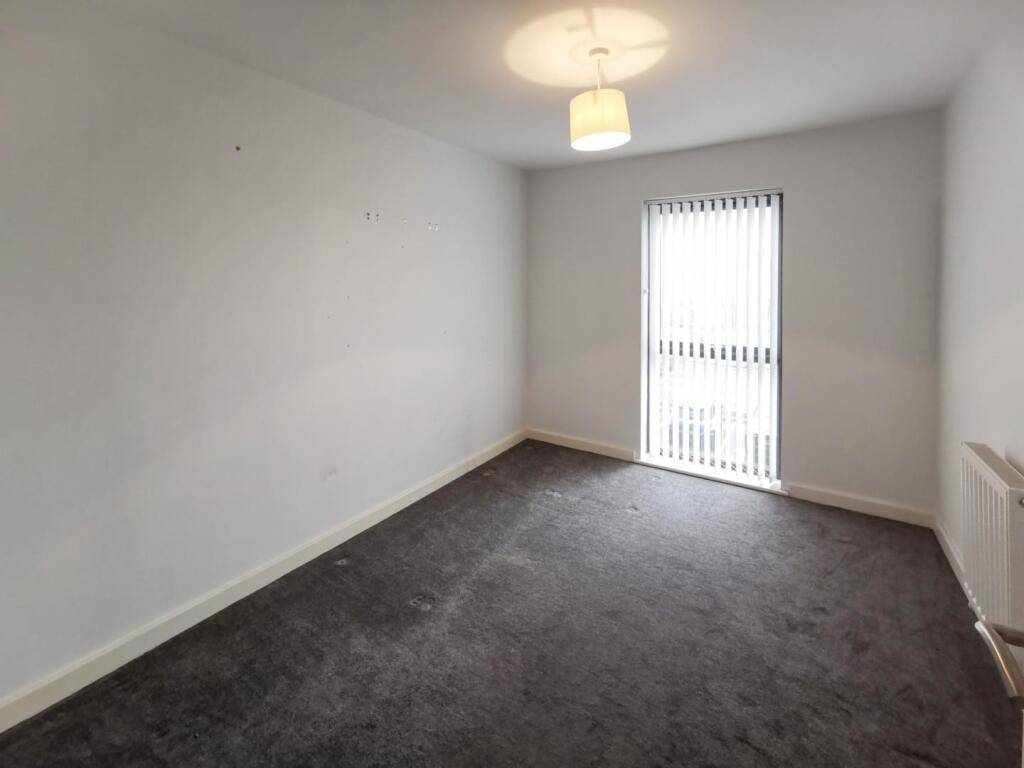 Apartment in Swindon - View 4