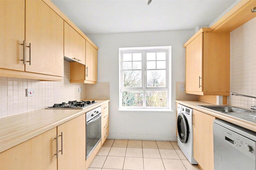 Apartment in Nottingham - View 4