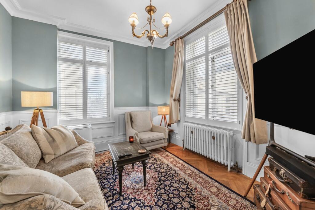 Main image of property: Gloucester Terrace, 
Bayswater, W2
