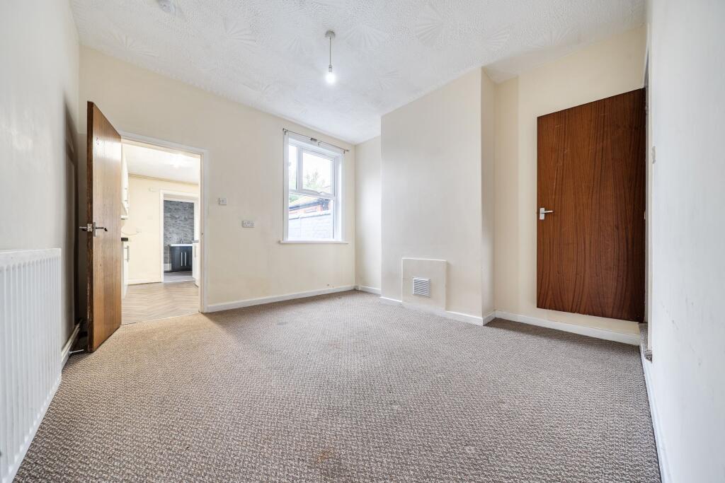 House in Walsall, West Midlands - View 5