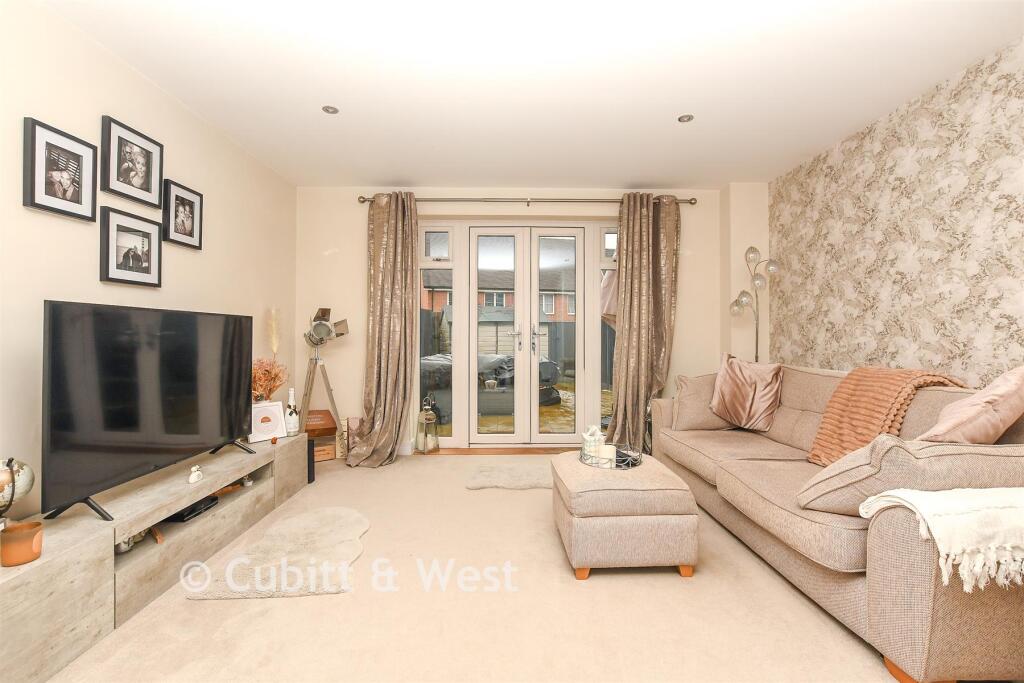 House in Horsham, Colgate - View 4