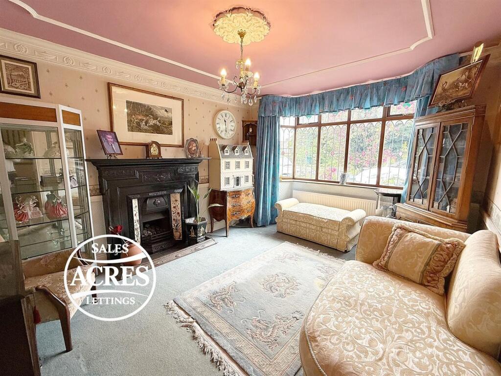 House in Walsall, West Midlands - View 3