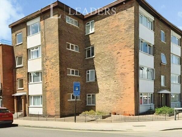 Main image of property: High Street, Portsmouth, Hampshire
