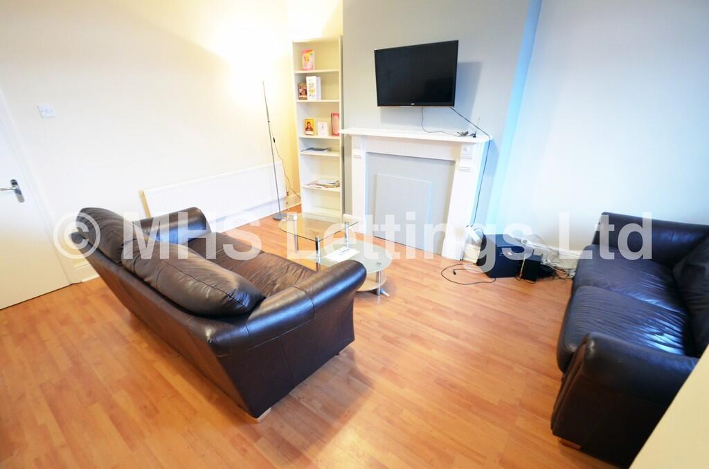 House in Leeds - View 4