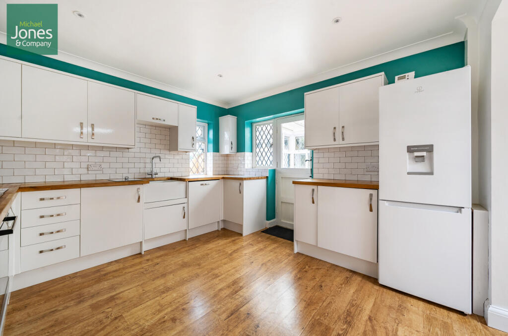 Main image of property: Fircroft Avenue, North Lancing, West Sussex, BN15