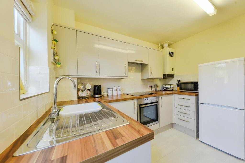 Additional image 7 of Ottway Walk, Welwyn, AL6