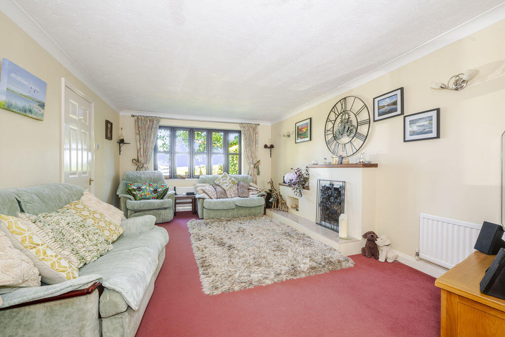 House in Tonbridge - More