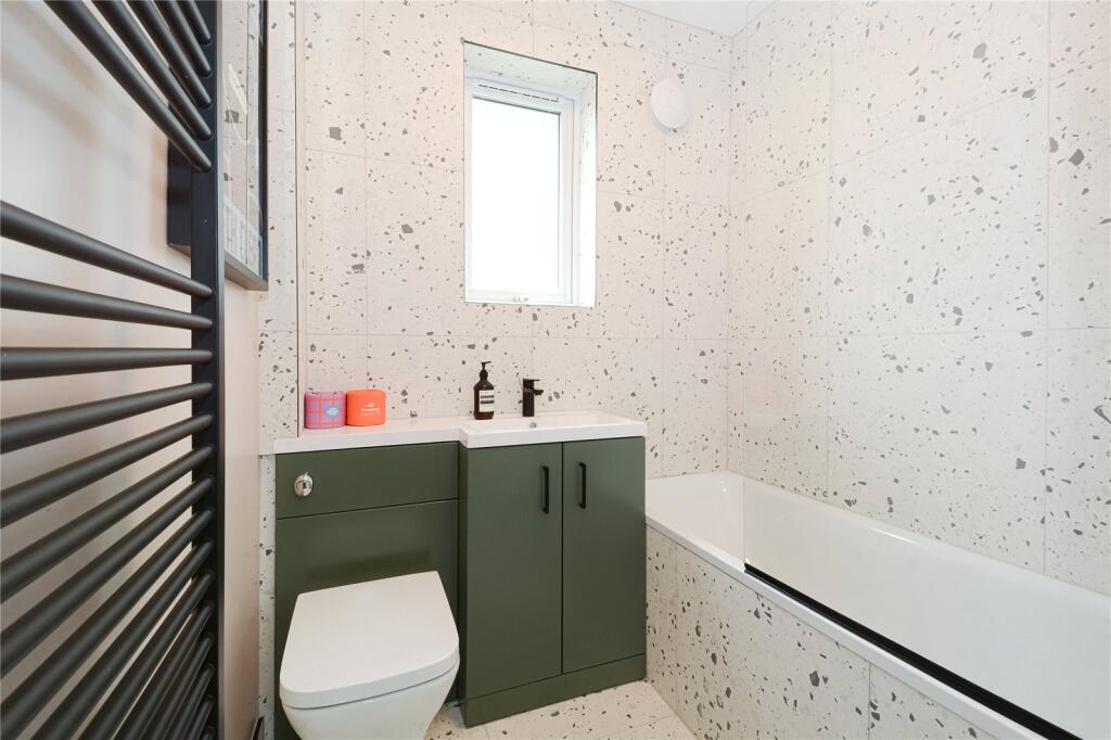 Butterfields, Walthamstow, London, E17 - View 4