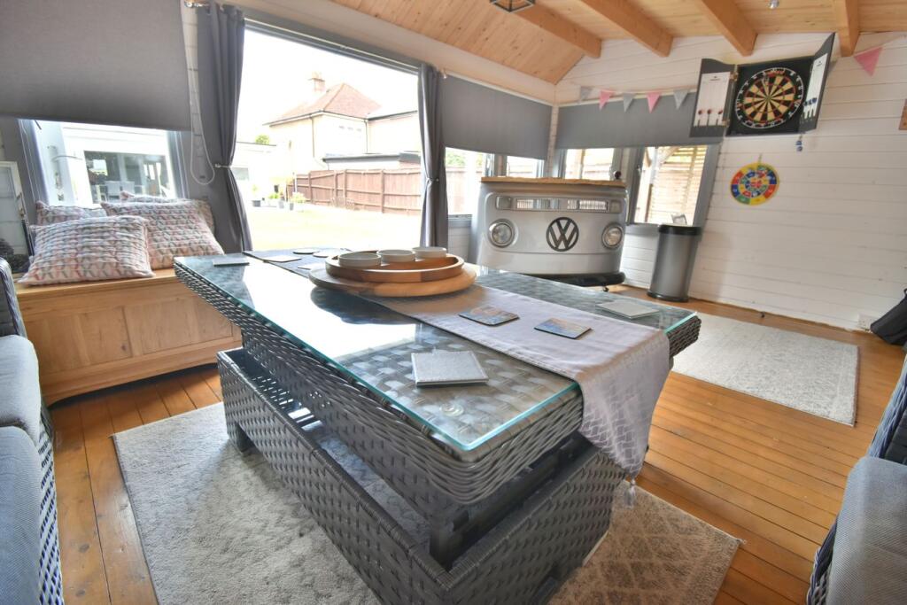 House in Ferndown - More