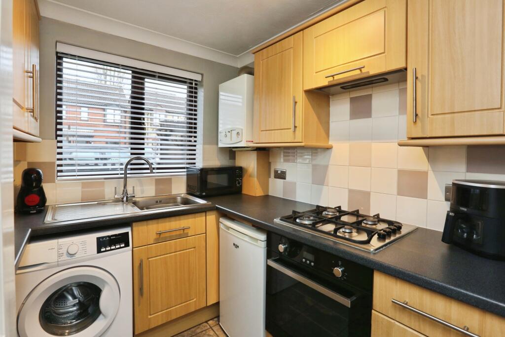 Grove Place, Southampton, SO19 photo 4
