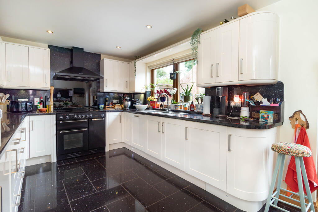 House in Aberdeen - View 3