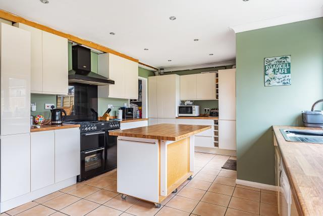 House in Berkshire - View 5