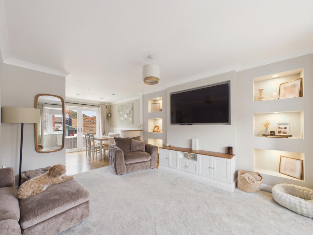 House in Burstwick, East Riding of Yorkshire - View 3