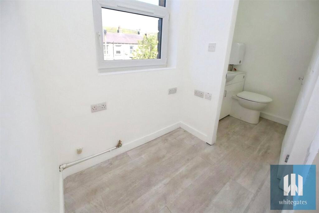 Manchester Road, Linthwaite, Huddersfield, HD7 - View 5