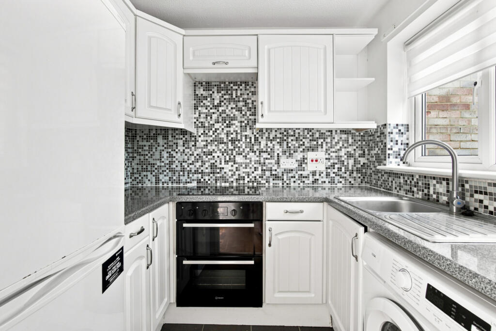 Appleton Fields, Bishop's Stortford, Hertfordshire, CM23 photo 4