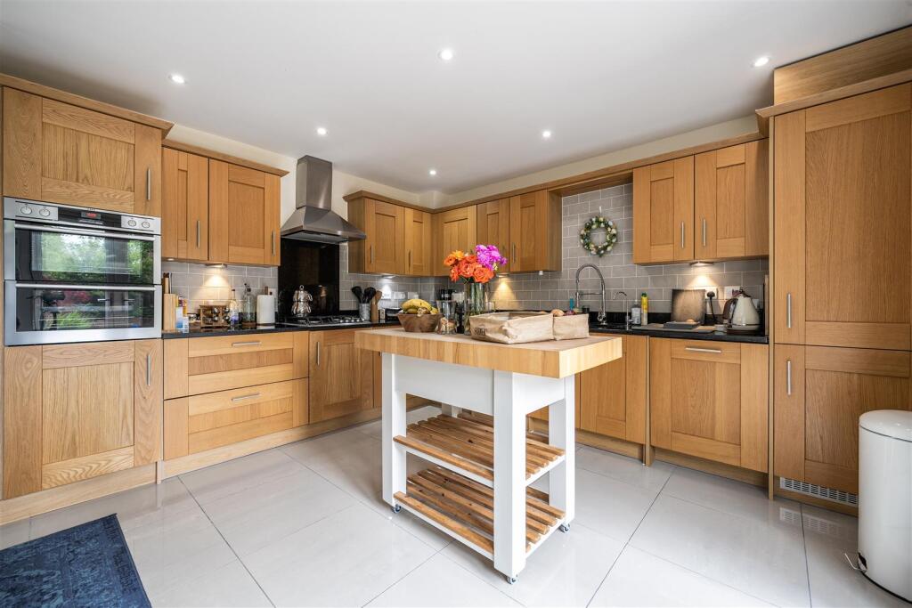 House in Reading - View 2