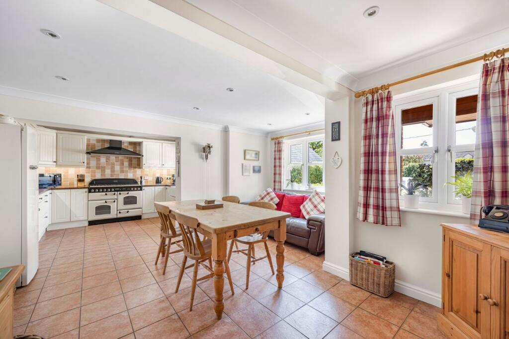 House in Minety, Minety Common - View 5