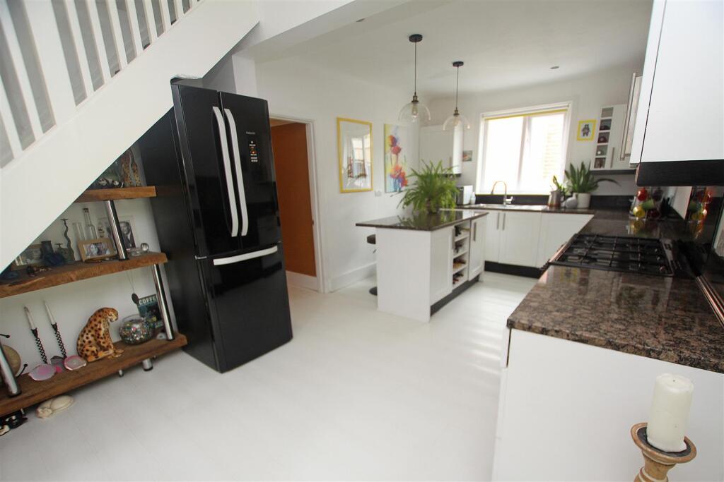 House in Bournemouth, Moordown - View 4