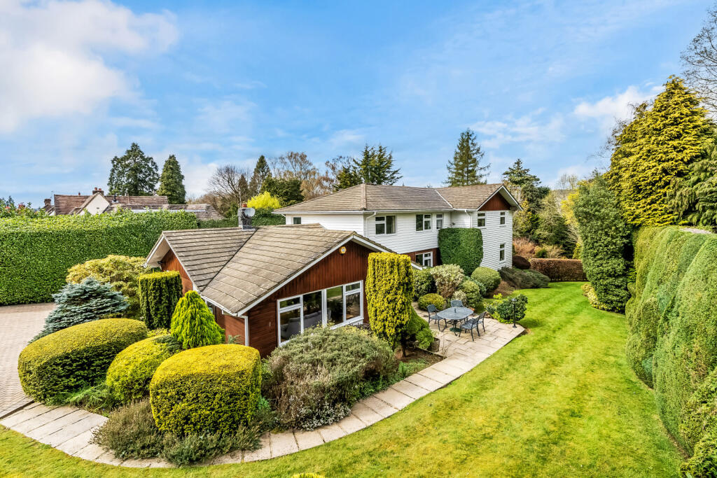 Main image of property: Quarry Road, Oxted, Surrey, RH8