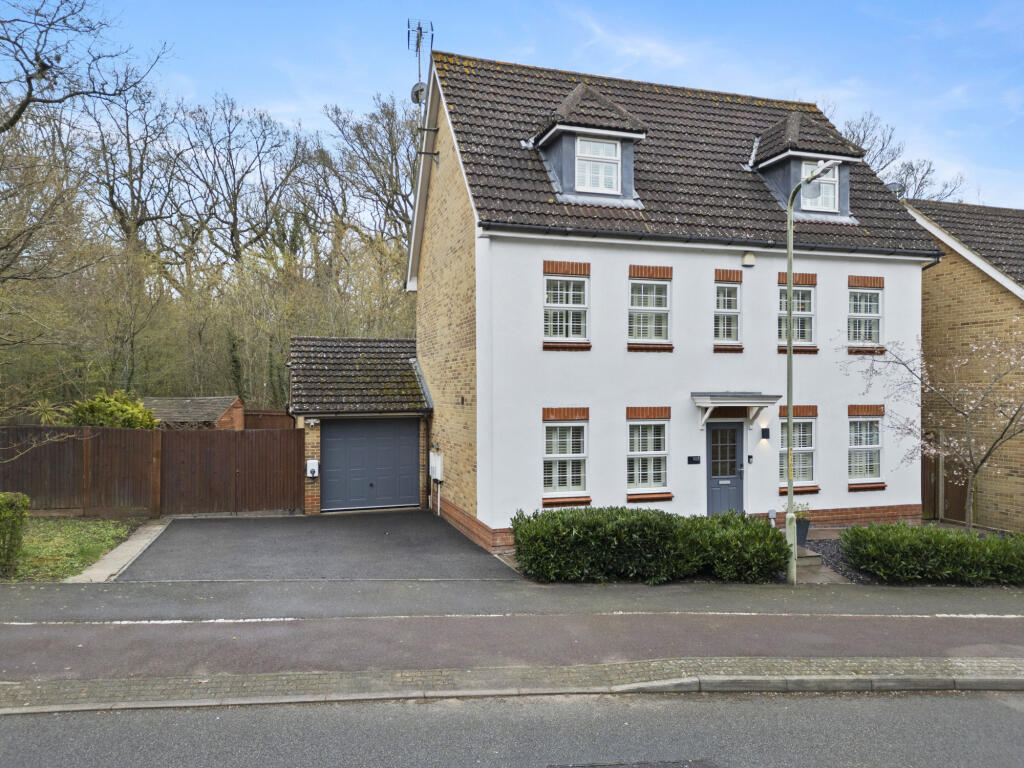 Main image of property: Sweet Bay Crescent, Ashford TN23