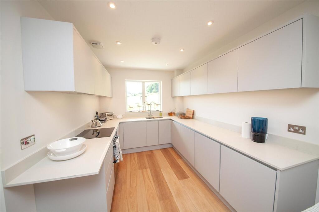 Hillfield, Dartmouth, Devon, TQ6 photo 2