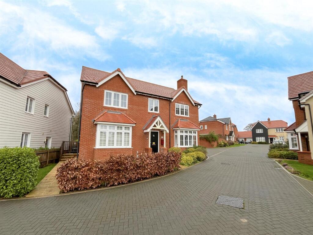 Main image of property: Poppy Drive, Horam, Heathfield TN21 9BL