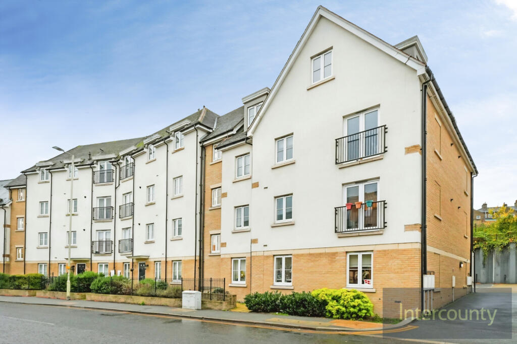 Main image of property: South Street, Bishop's Stortford, Hertfordshire, CM23