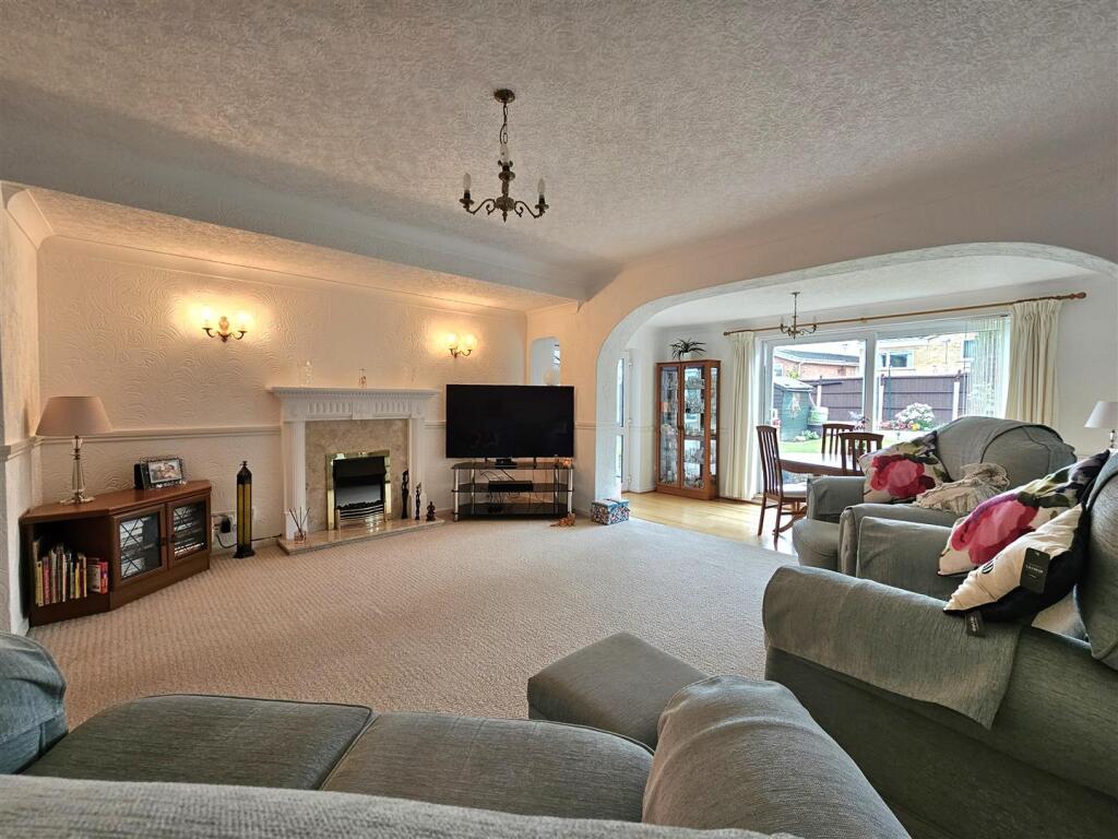 House in Solihull, Elmdon Heath - View 4