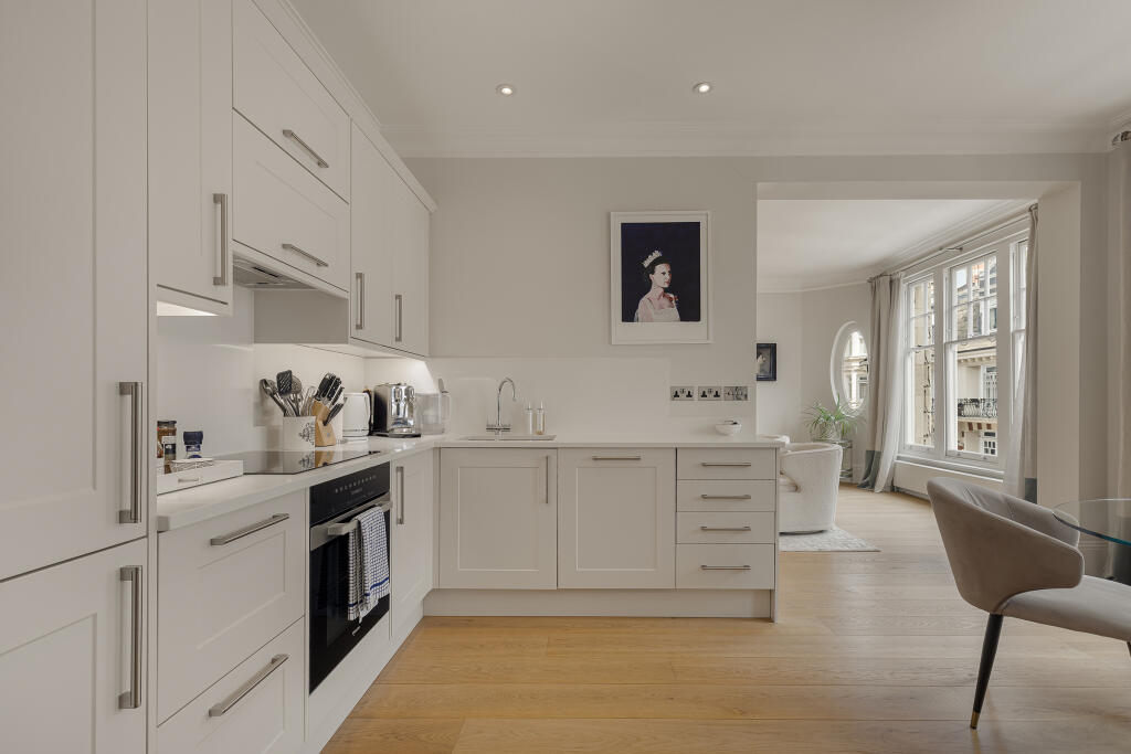 Apartment in London, Royal Borough of Kensington and Chelsea - View 4