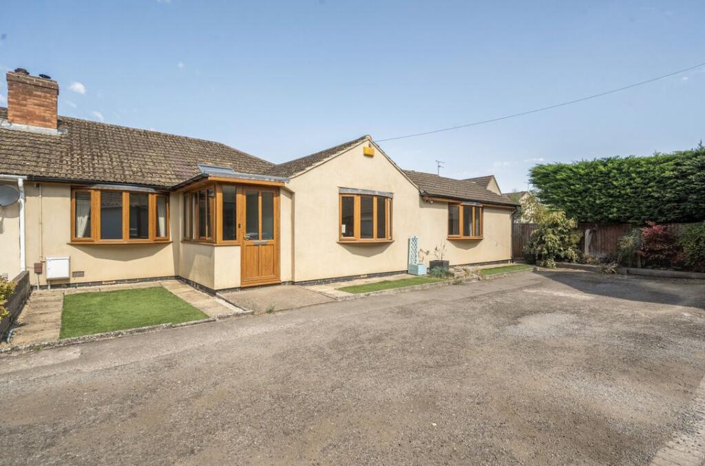 The Bungalows, Hyde Road, Swindon, SN2