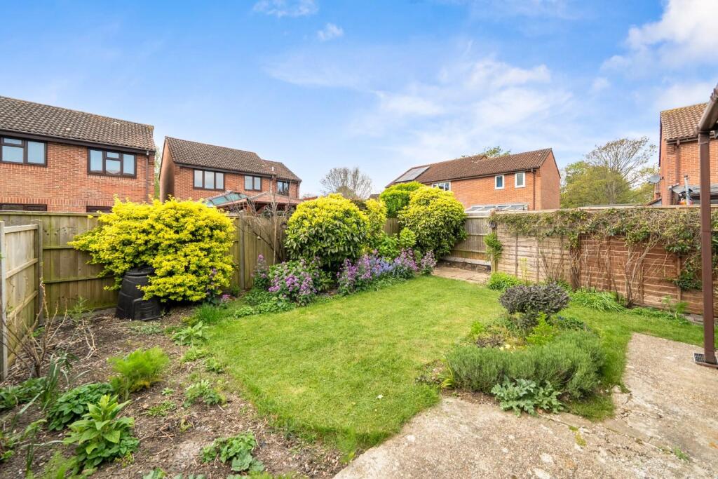 House in Portsmouth, Hilsea - More