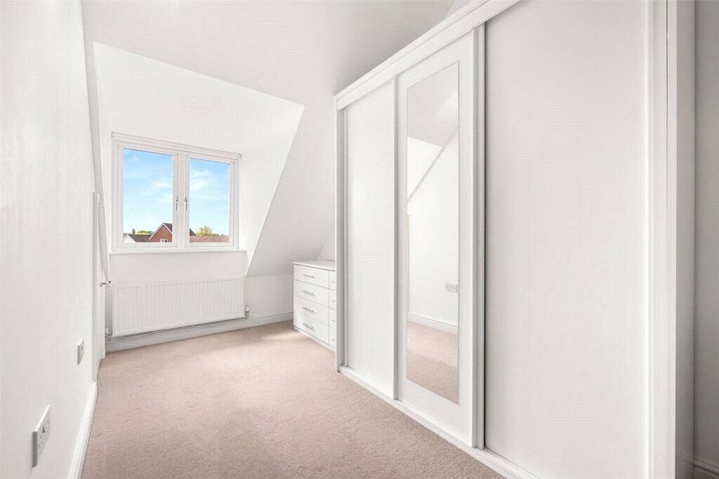House in Reading - View 5