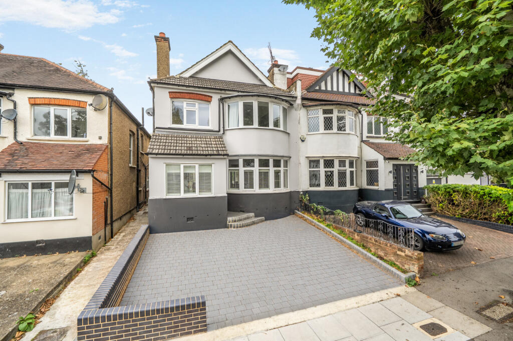 Windermere Avenue, London photo 2
