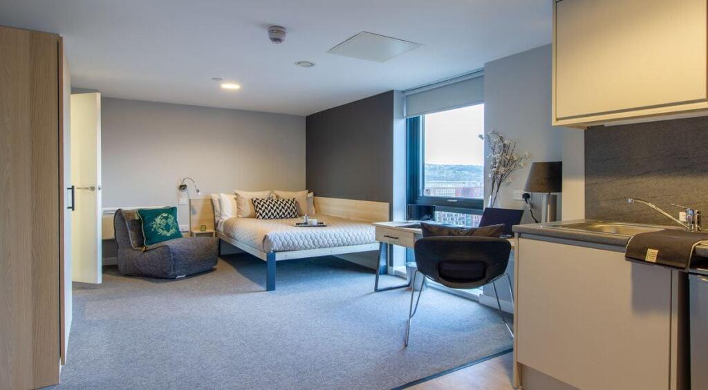 Studio flat for rent