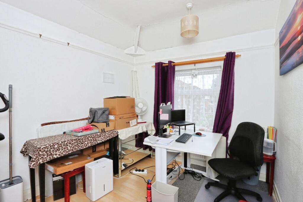 Ridgeway Drive, Sheffield, S12 - View 6