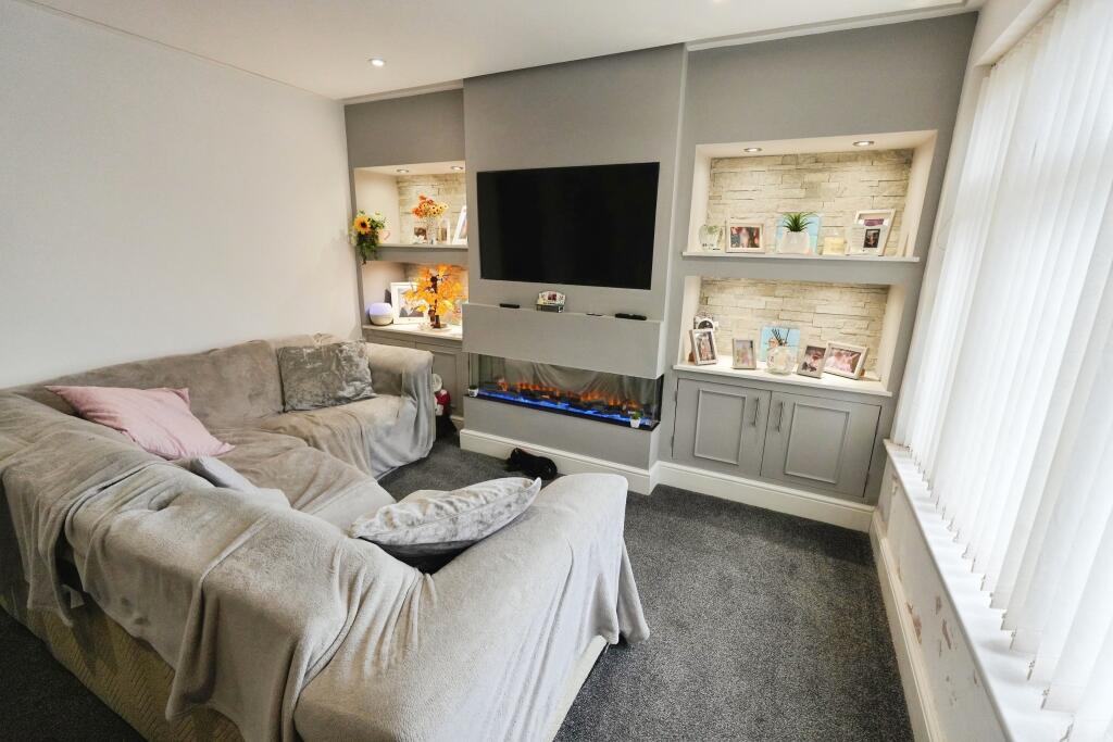 The Oval, Smethwick, B67 photo 5