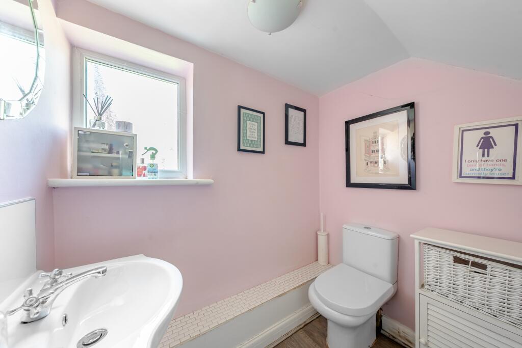 Southlands Drive, Moortown, Leeds, LS17 photo 3