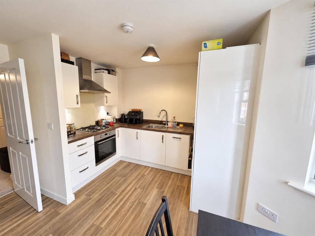 Apartment in Milton Keynes - More