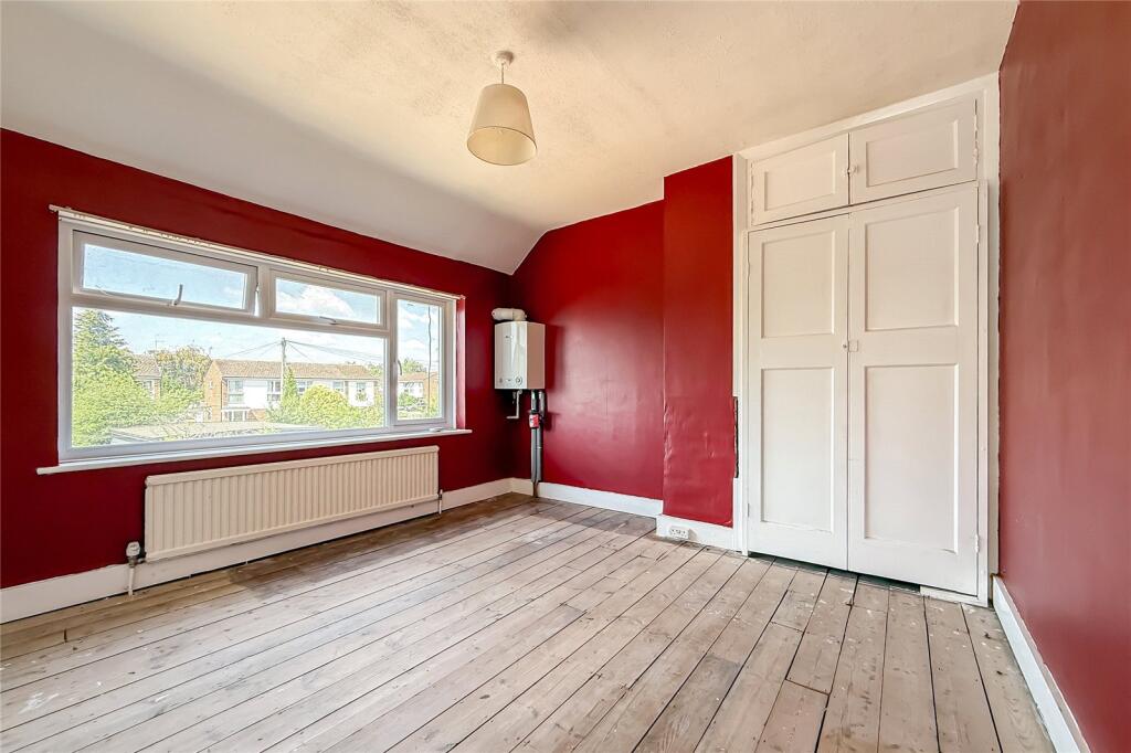 House in St Albans, Roestock, Colney Heath - View 4