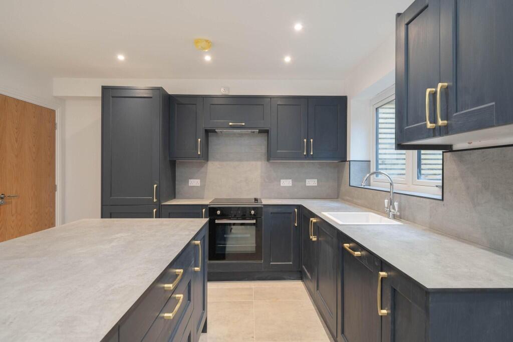 Main image of property: London Road, Macclesfield, Cheshire, SK11