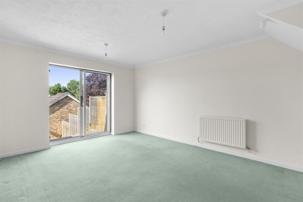 House in Downley, Buckinghamshire - View 3