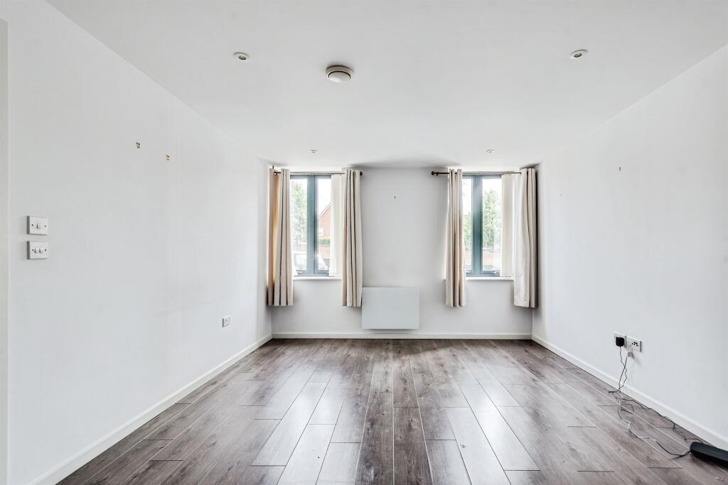 Apartment in South Oxfordshire, Thame - More