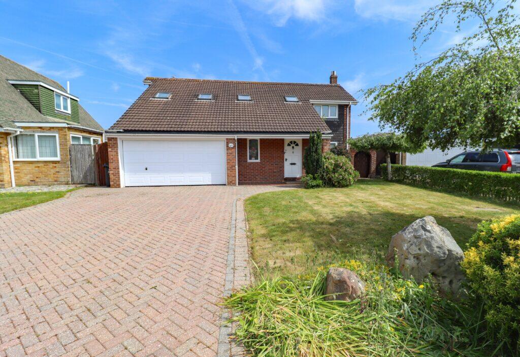 Main image of property: St Aubins Park, Hayling Island