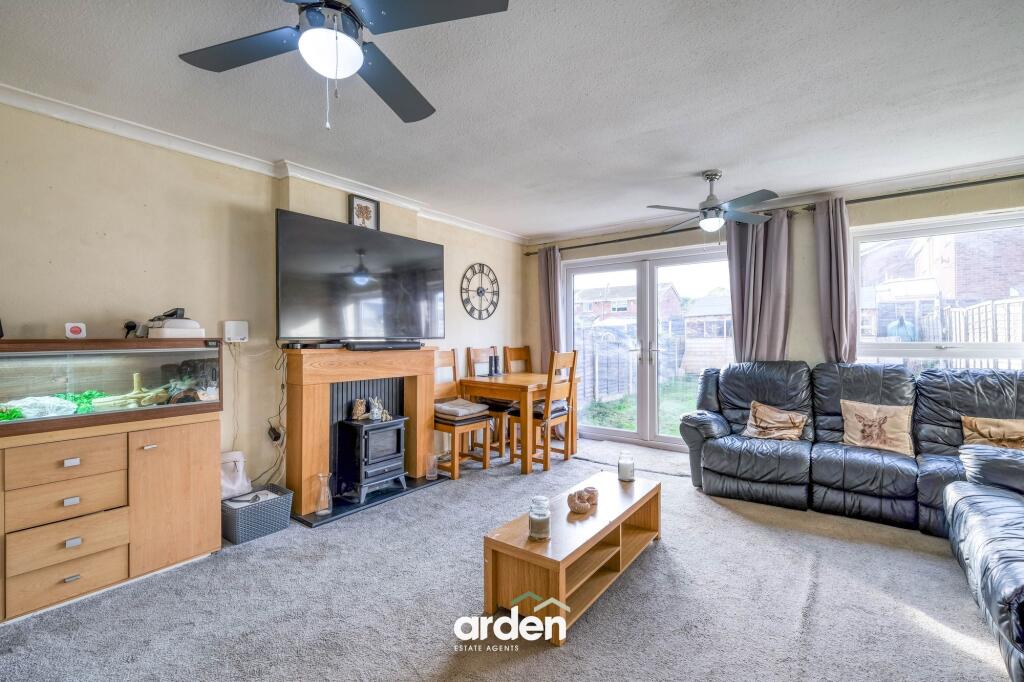 Charnwood Close, Rednal, B45 photo 3