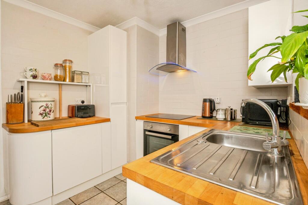 House in Ludlow, Shropshire - View 6