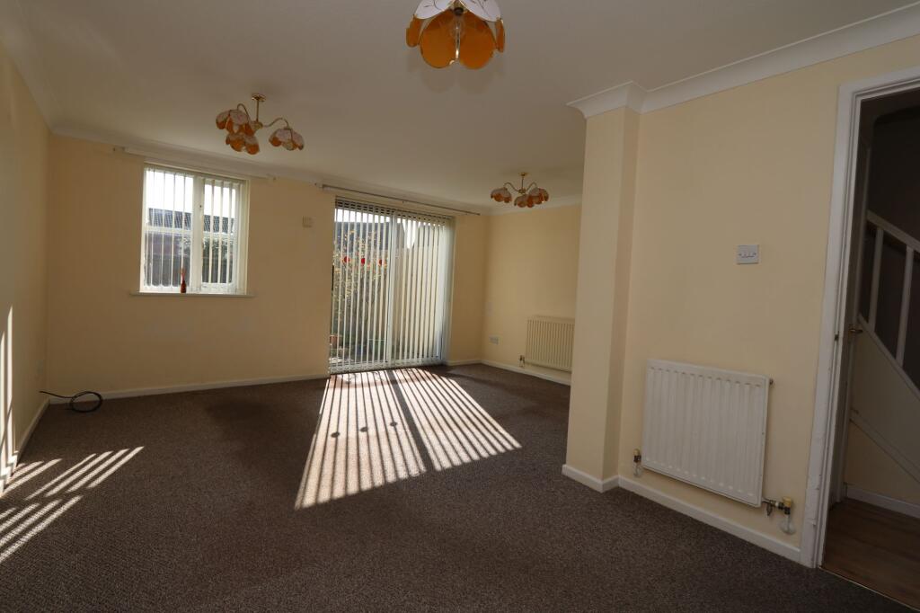 Showle Acre, Rhoose, CF62 photo 3