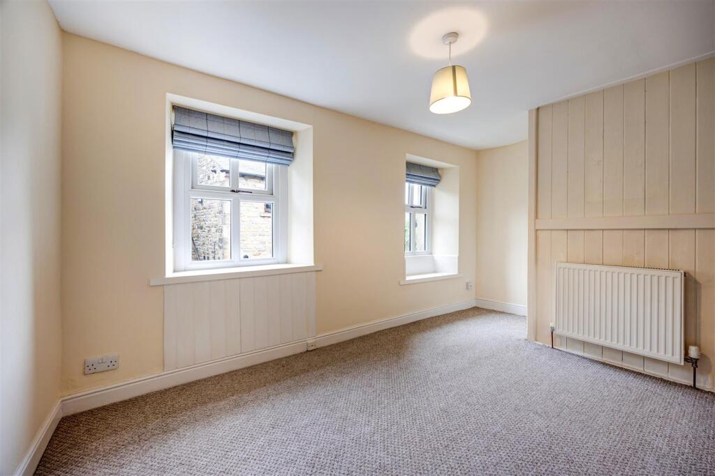House in Lancaster - View 4